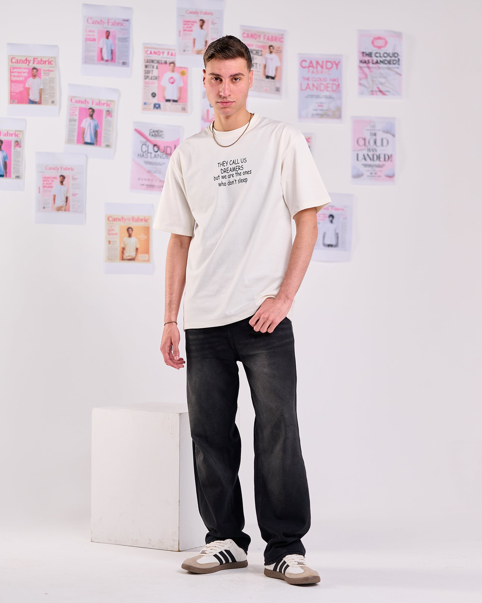 Oversize Fit Printed Short Sleeve T-shirt "Sleepless"