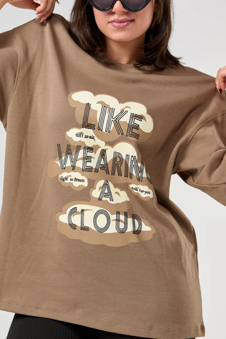 I Like Wearing a Cloud Oversized Top